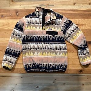 Patagonia Women’s Snap-T w/ unique pattern Small